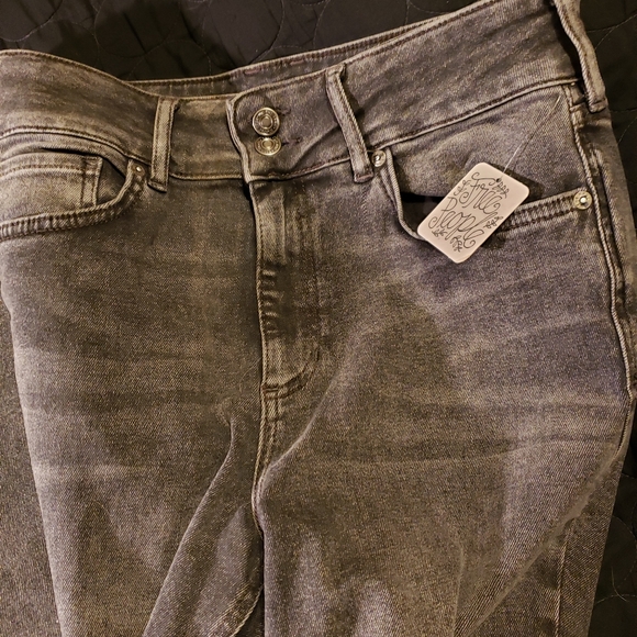 Free People jeans size 32 short. Black. Wide leg. - Picture 3 of 8